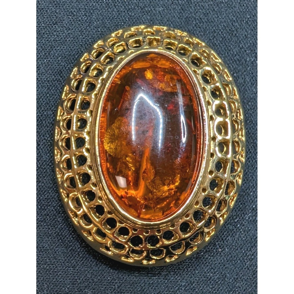 Vintage Coro Gold Tone Oval Brooch Amber Lucite Cabochon Filigree PinSwissTech